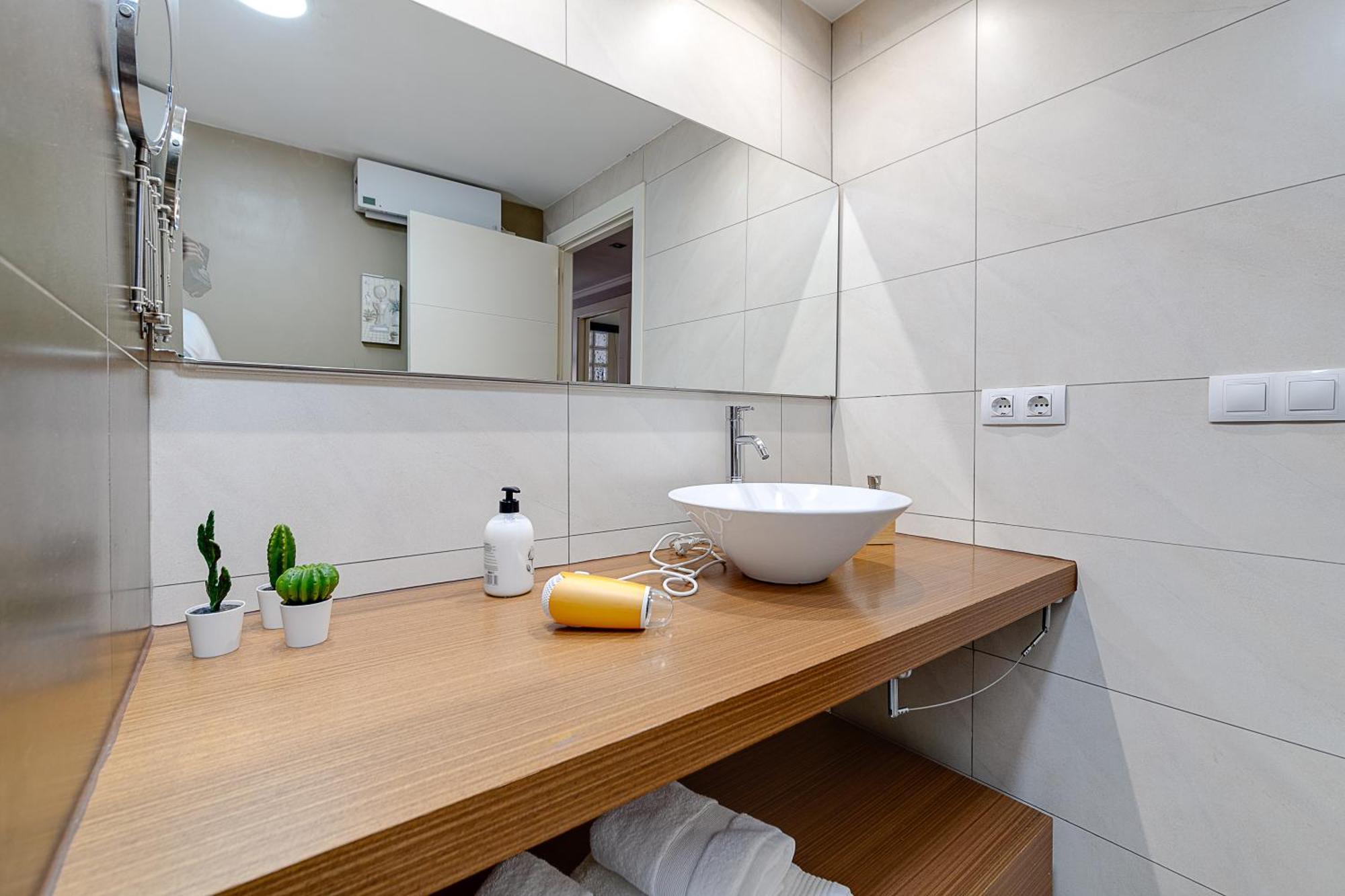 Hb Apartments - Mercado Central - Rambla Alicante - La Suite De La Playa Экстерьер фото
